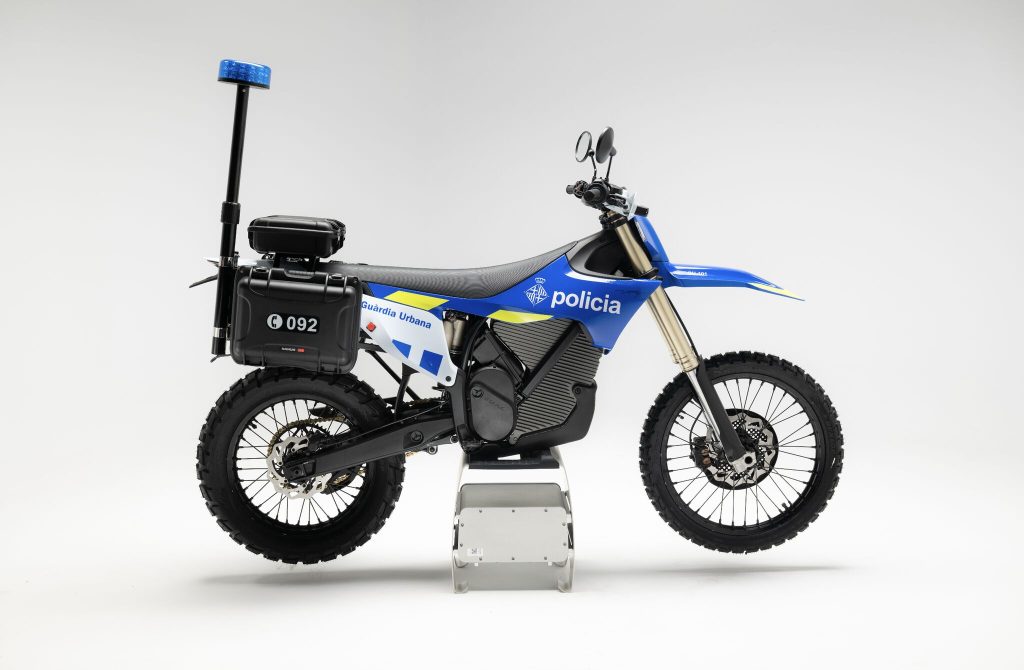 Stark Skugga ist das Einsatzbike für Polizei und Militär.