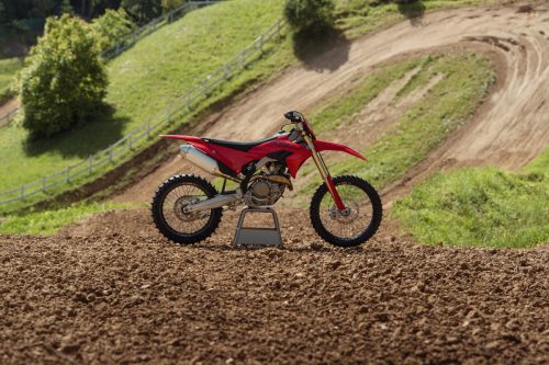 MY27 DUCATI DESMO450MX STATICS 6