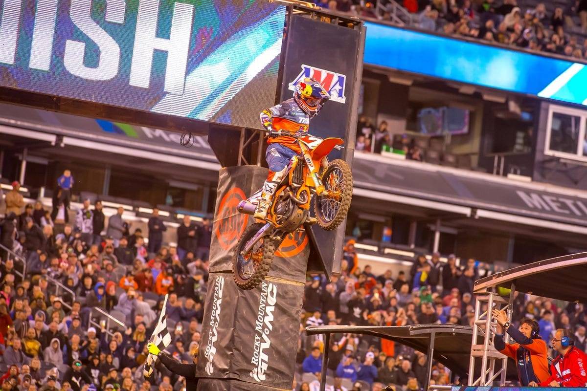 Supercross East Rutherford: Webb und Sexton auf Titelkurs