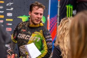 Henry Jacobi gewinnt Qualirace beim MXGP von Frankreich