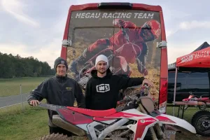 Leon Rudolph und Jakob Teresak vom Team Fantic Hegau.