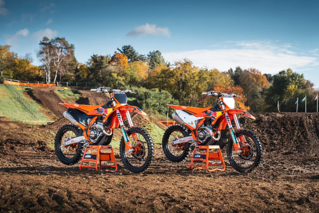 KTM FACTORY EDITION 2024