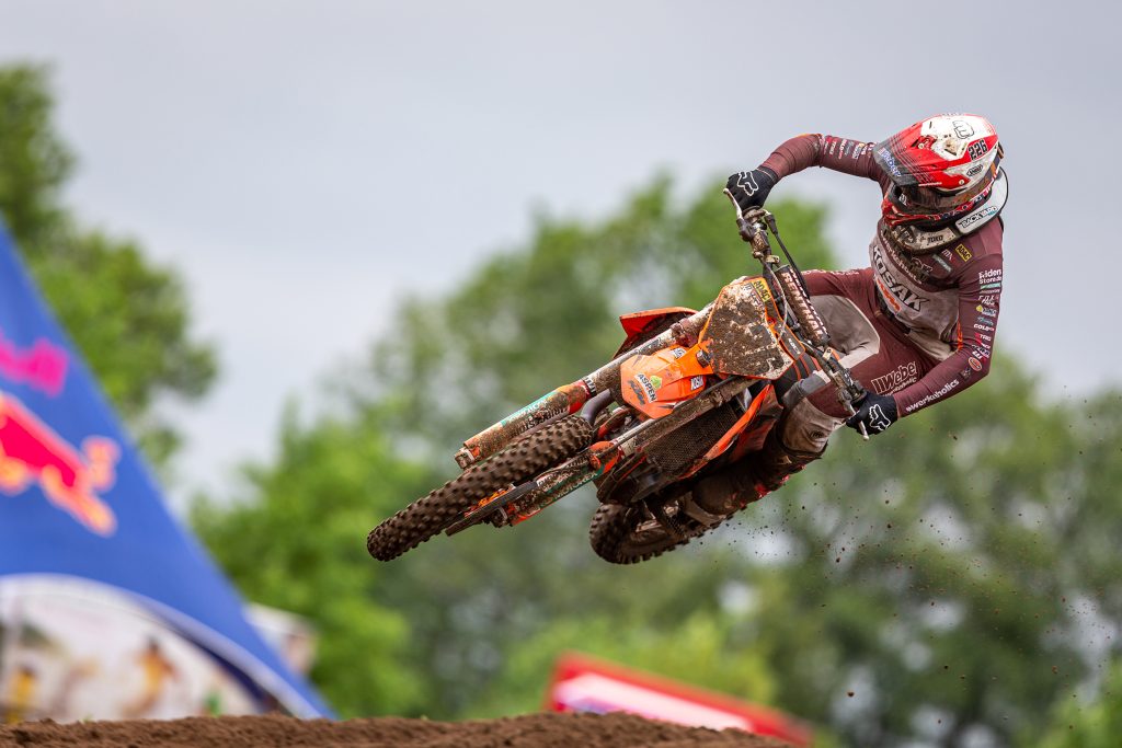 Tom Koch konnte beim ADAC MX Masters in Dreetz im Jahr 2023 Platz 3 einfahren.