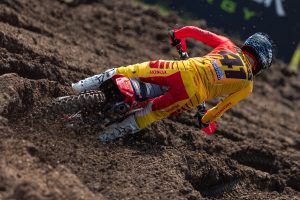 Pauls Jonass erlitt beim MXGP of Germany einen heftigen Sturz und schweren Verletzungen.