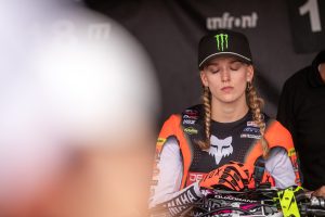 Lotte van Drunen ist nach dem Grand Prix in Arnheim dem WMX Titel einen Schritt näher gekommen.