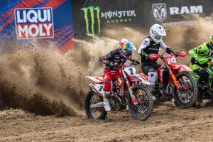 Die Highlights des durch einen Taifun beeinflussten MXGP of China 2024.