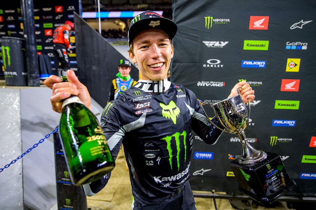 Austin Forkner könnte 2025 auf der schwarz-gelben Triumph Platz nehmen.