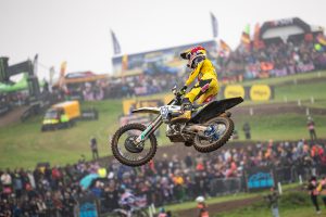 Lucas Coenen fuhr im ersten Lauf des MXoN in Matterley Basin wie ein Teufelskreis, doch der Belgier stürzte und ist vorzeitig raus.