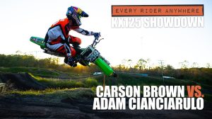 Aus dem Ruhestand auf die Kawasaki KX125. Adam Cianciarulo im Duell mit Carson Brown.