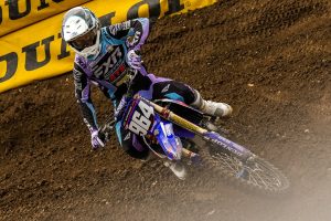 Dominique Thury schaffte nach 322 Tagen, beim Supercross Anaheim 2, den Einzug in das Main Event.