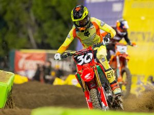 Jo Shimoda zeigte beim Supercross Anaheim 2 eine kämpferische Leistung.