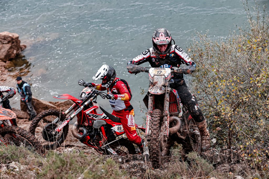 Mitch Brightmore während des 24MX Hixpania Hard Enduro in Aguilar De Campoo, Spanien, im Jahr 2024 © Future 7 Media / Red Bull Content Pool