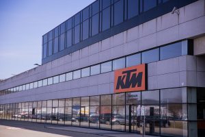 Die Produktion könnte bei KTM doch länger als gedacht ruhen.