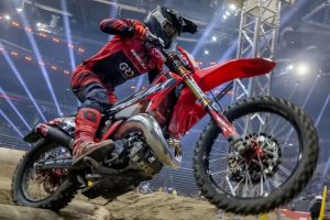 Dominik Olszowy feiert bei der SuperEnduro WM Lodz sein Comeback