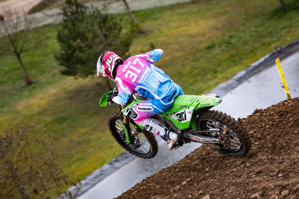 Mathis Valin beim MXGP of Europe ins St. Jean d'Angely 2025.