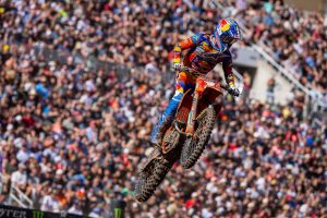 Chase Sexton gewann den letzten Lauf zur AMA Supercross Meisterschaft 2025 auf der KTM.