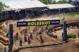 Harter Fight um den Holeshot beim Hangtown National.