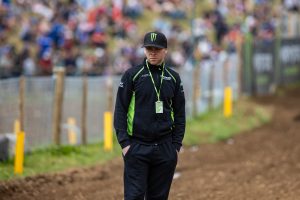 Romain Febvre bei seiner obligatorischen Besichtigung der Strecke.