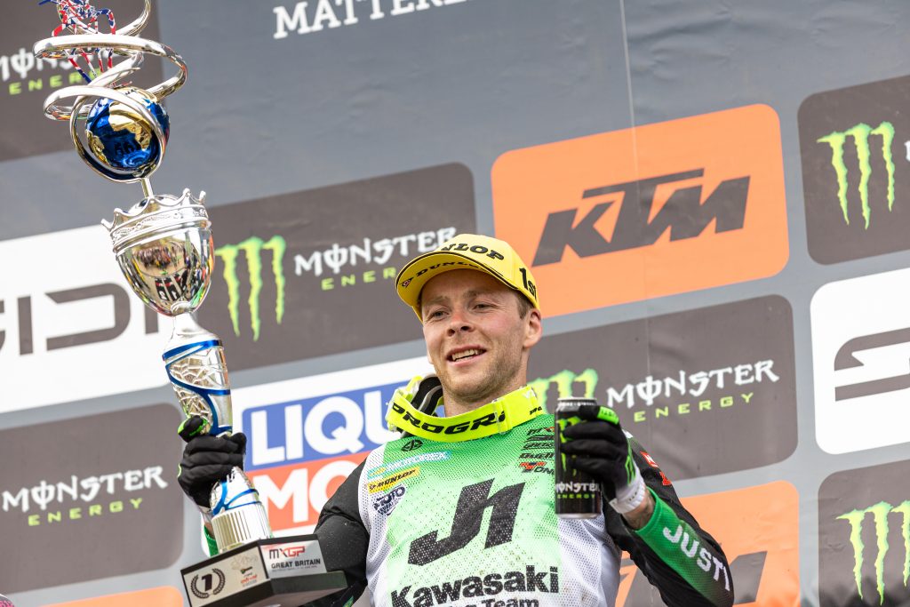 Romain Febvre siegt beim MXGP of Great Britain 2025 in Matterley Basin.