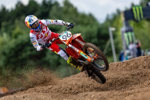Lucas Coenen setzt Romain Febvre immer mehr unter Druck.