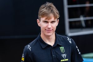Camden McLellan wird auch weiterhin für das Triumph Factory Racing Team an das Gatter der MX2-Weltmeisterschaft rollen.