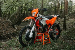 Die KTM 300 EXC HARDENDURO des Modelljahres 2026