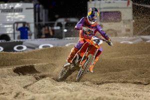 Chase Sexton war einer der Piloten, die das SMX-Finale nicht unbeschadet überstanden.