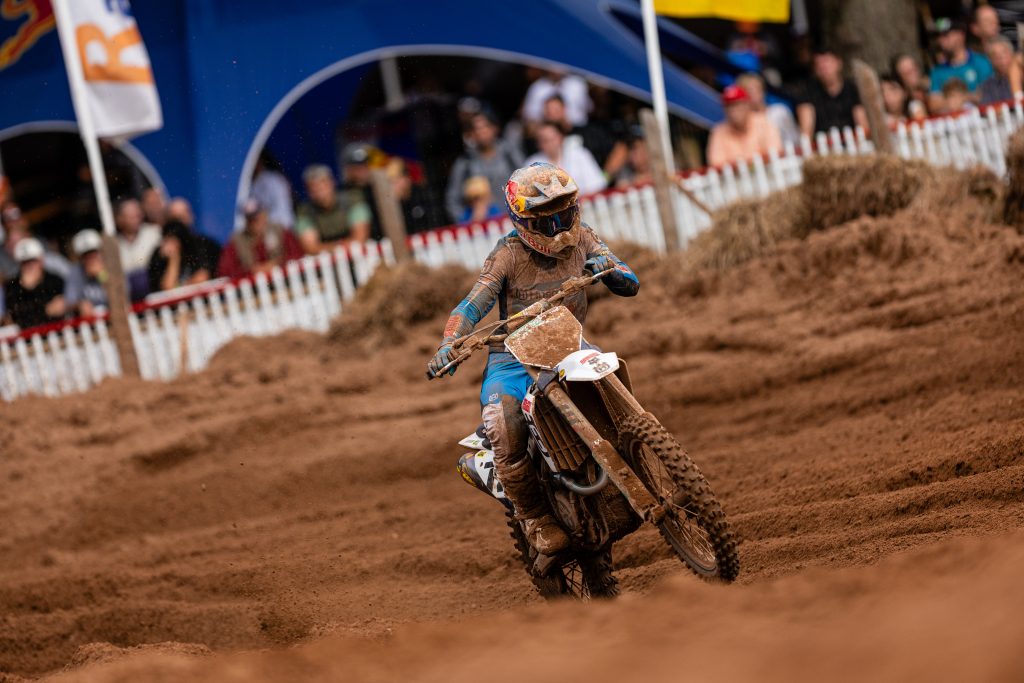 Liam Everts im tiefen Sand des ADAC MX Masters in Bitche.