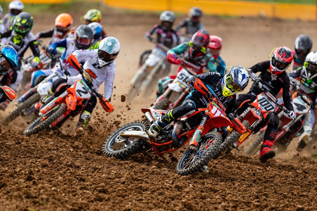 Lucas Leok (111) war einer der Gewinner einer Sonderwertung beim ADAC MX Masters Finale in Holzgerlingen