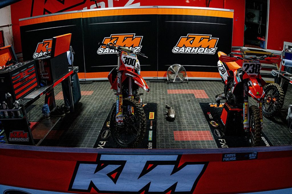 Am Setup des KTM Sarholz Teams wird sich wohl nur die Fahrerpaarung ändern.