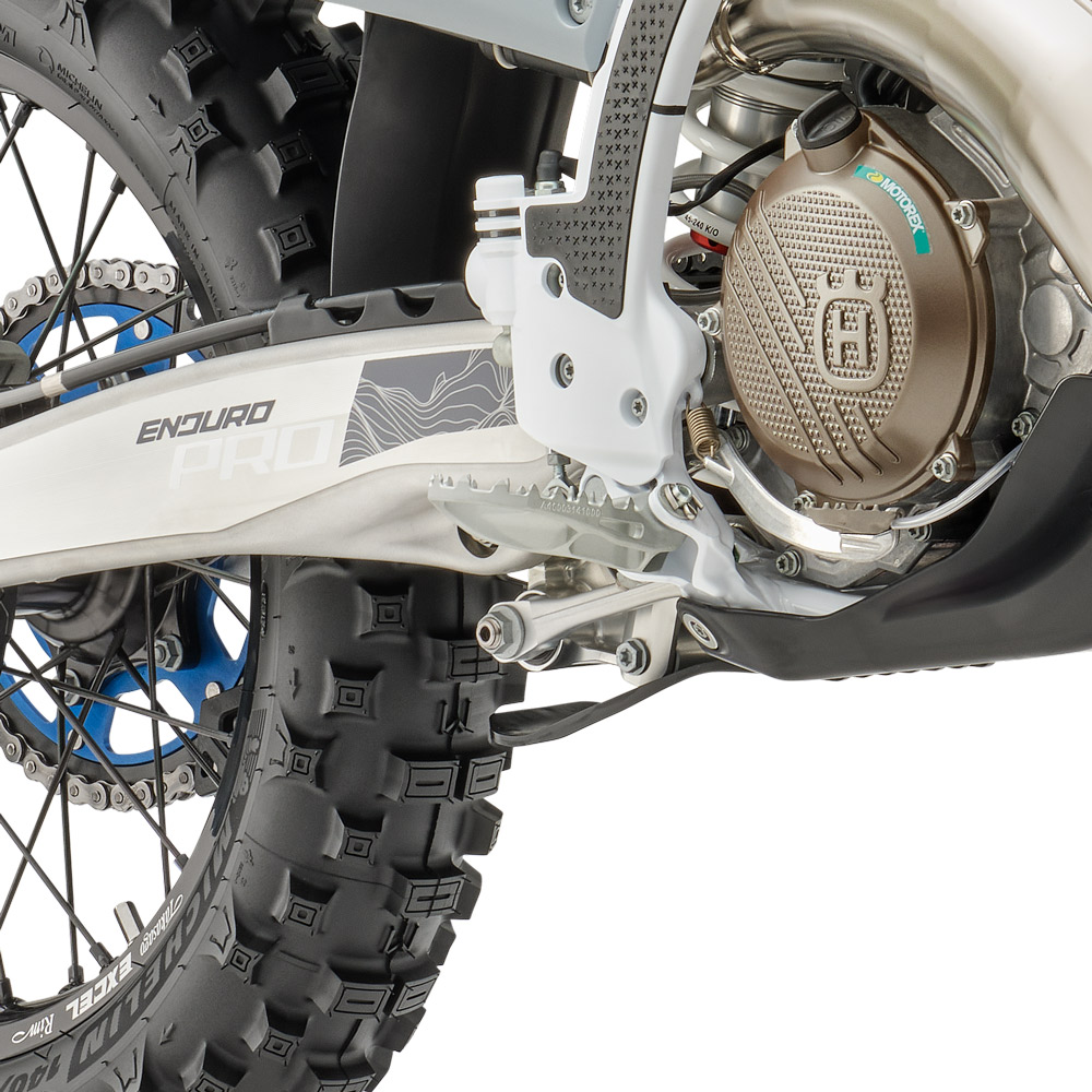 PHO BIKE DET Husqvarna Enduro TE 300 PRO MY26 Footrest #SALL #AEPI #V1.png