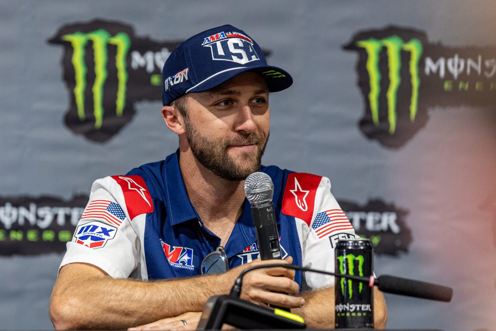 Eli Tomac im Outfit des MXoN-Team USA, dass er als Kapitän zu Platz 2 führte.