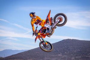 Optisch scheinen Jorge Prado und die Red Bull KTM sehr vertraut.