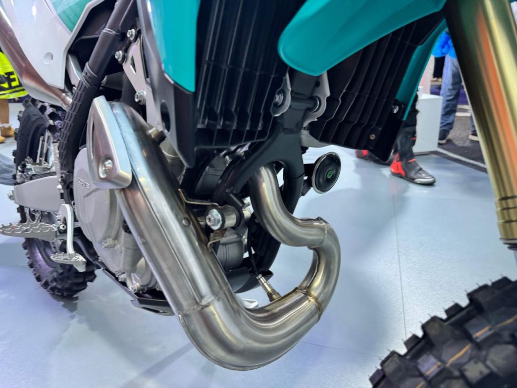 Kove MX450 Dual Sport 1