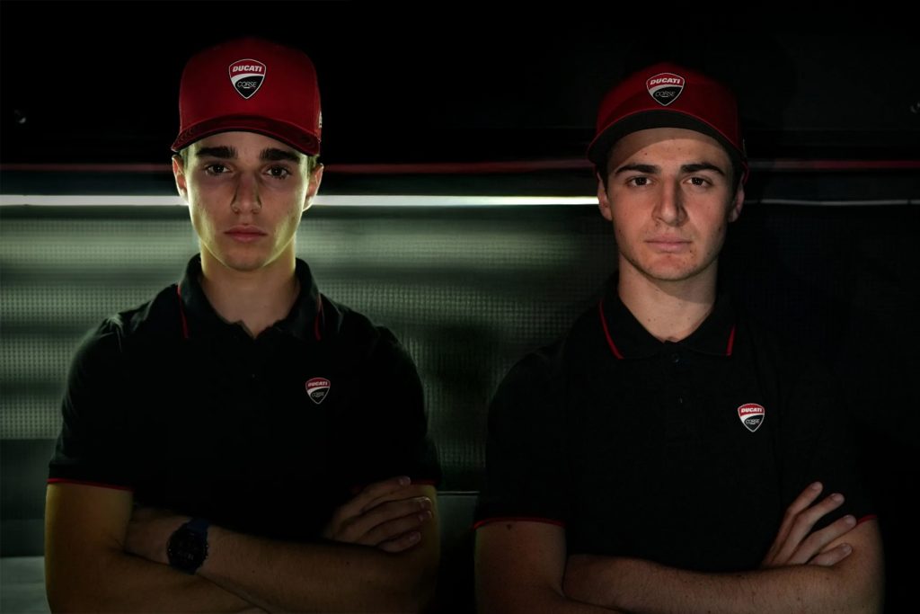 Simone Mancini und Ferrucio Zanchi sind die Piloten des Beddini Ducati Factory Teams.