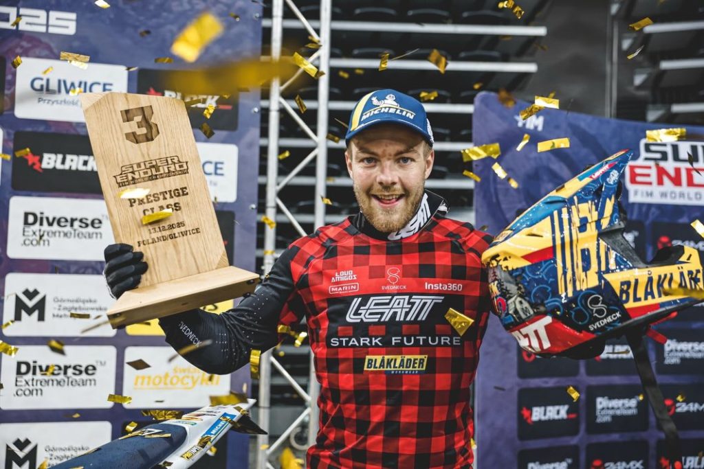 Eddie Karlsson holt das erste Podium für Stark Future in der SuperEnduro WM