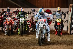 Billy Bolt dominiert die FIM SuperEnduro Weltmeisterschaft nach Belieben