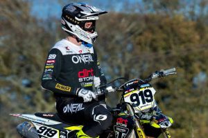 Ben Watson fühlt sich wohl auf der Triumph TF 450 X