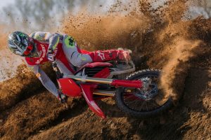 Erlebe die Ducati Desmo450MX bei einer Probefahrt