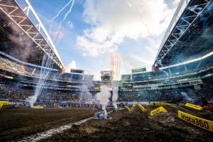 Neben einer grandiosen Show, gibt es im AMA Supercross auch immer wieder Regelverstöße