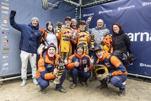 Das Norman KTM Racing Team mit seinen Goldjungen Ricardo Bauer (links) und Moritz Ernecker aus Österreich