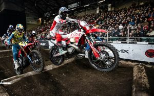 Mitch Brightmore siegte beim Finale der SuperEnduro WM 2026