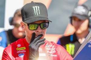 Ob Romain Febvre hier über seine Kawasaki grübelt?