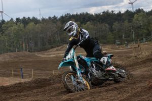 Jean Visser bei ersten Testfahrten auf der Kove MX250 R des neuen Kove Factory Team