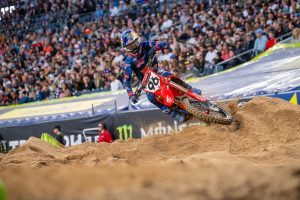 Hunter Lawrence holte in Denver den Sieg und verkürzte den Rückstand in der Meisterschaft auf nur einen Punkt