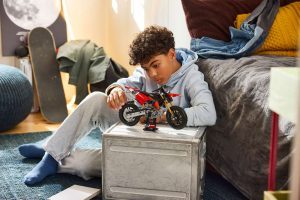 Ducati Desmo 450 MX als Lego Modell