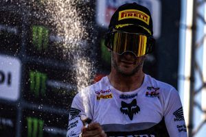 Jeffrey Herlings gewinnt den MXGP of Great Britain 2026 in Foxhill.