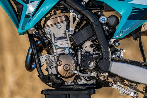 Kove-MX250R-Engine